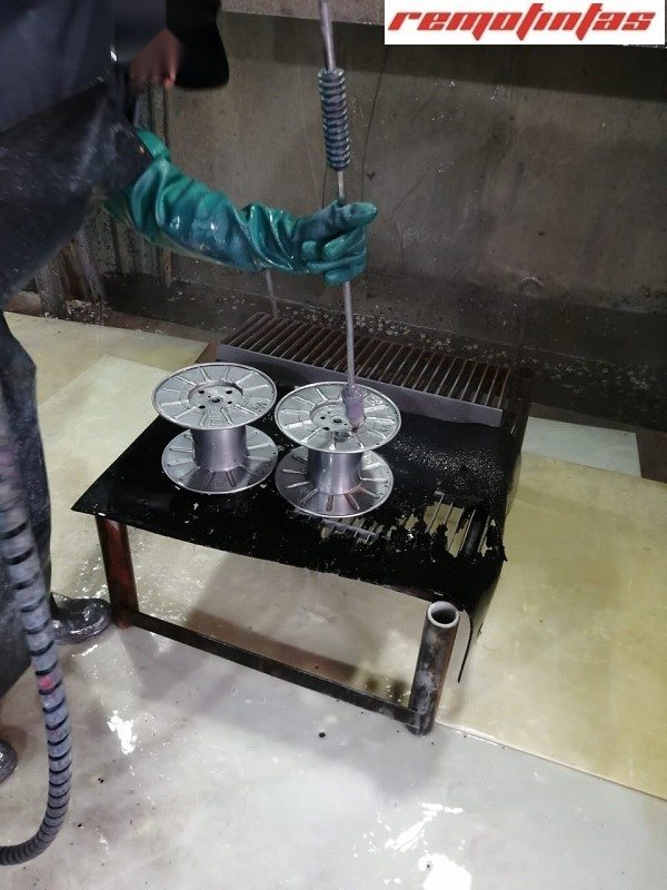 Remotintas — decapagem química industrial