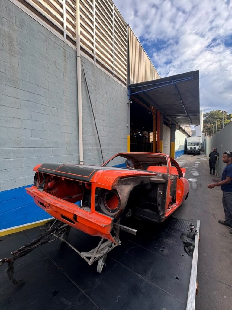 Decapagem química de carroceria automotiva na Remotintas